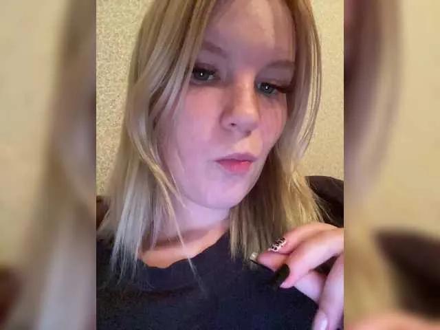 Checkout sweet escort Amelia2004 Amelia2004 from BongaCams