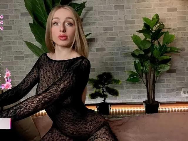 Dirty Babyyyluna wants you to fuck her body now babyyyluna from BongaCams