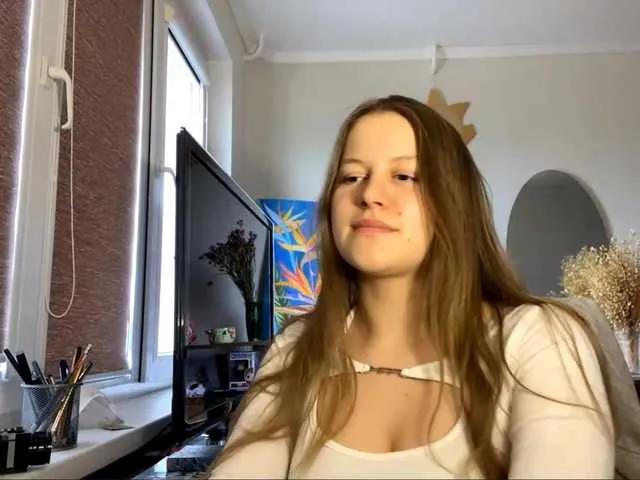 Admire BettyannClay, she wants to masturbate for you BettyannClay from BongaCams
