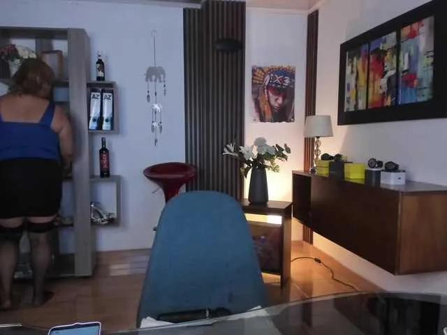 Sexy BiancaChase wants you to fuck her body now BiancaChase from BongaCams