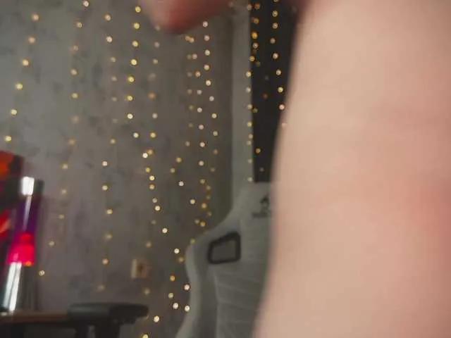 cutesoneckaaa from BongaCams