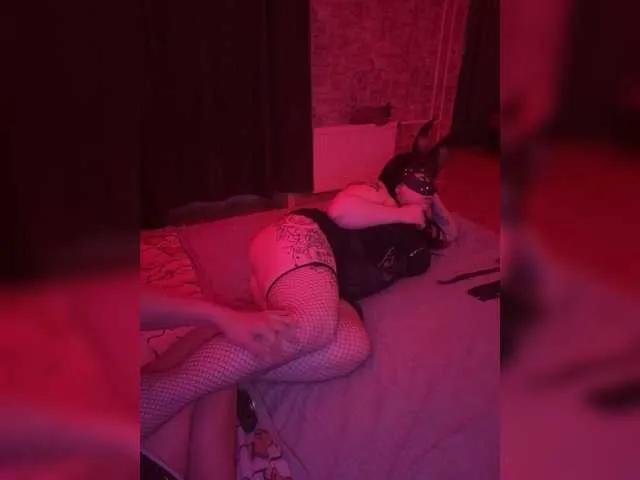 Try 23 years old Doll2000-1 from BongaCams Doll2000-1 from BongaCams