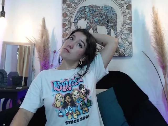 Amazing GagingZhara wants you to fuck her body now GagingZhara from BongaCams