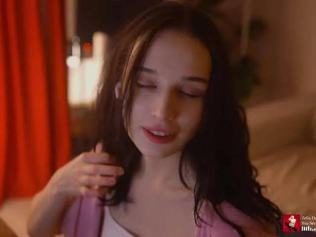 Admire BongaCams's Hor-neyJ0zy hor-neyJ0zy from BongaCams