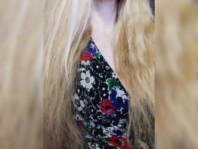 Join 18 years old Isabel-LM from BongaCams Isabel-LM from BongaCams