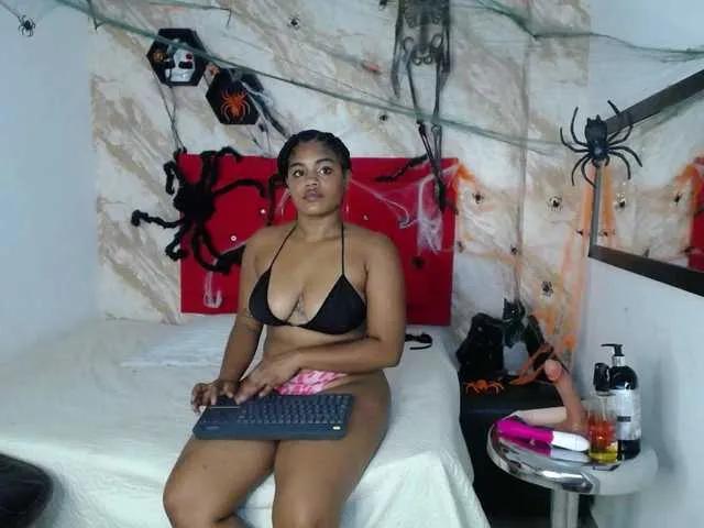 Issa-love from BongaCams