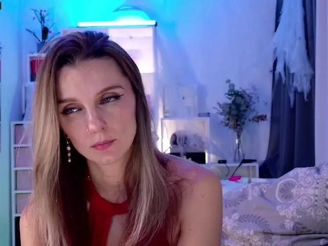 Karamelsw from BongaCams