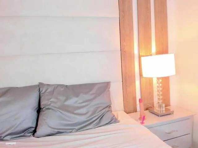 Watch KarolMamacita, she wants to masturbate for you KarolMamacita from BongaCams