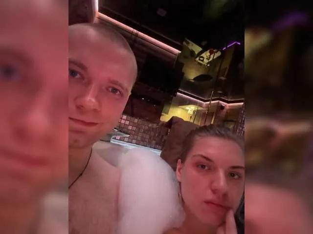 Watch naked camslut KetSerg KetSerg from BongaCams