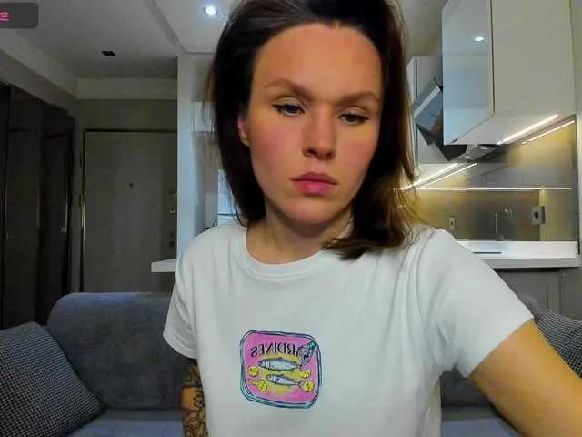 Watch slutty slut LisaDaniels LisaDaniels from BongaCams