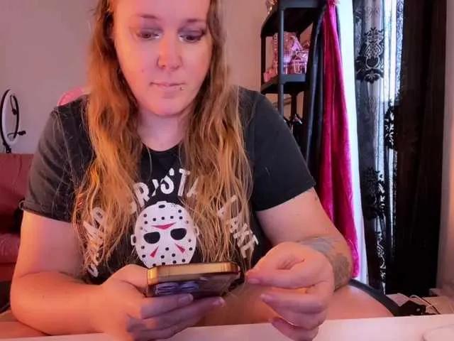 NylonQueen from BongaCams