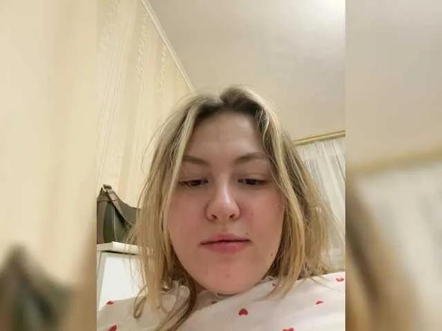 Masturbate to 20 years old SunshineEmma from BongaCams SunshineEmma from BongaCams