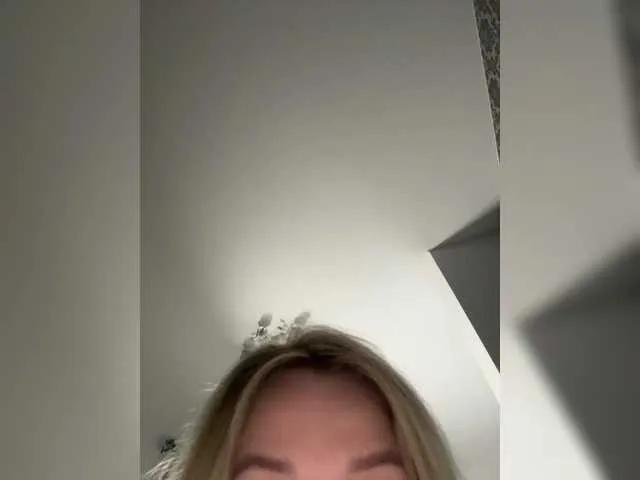 x-NaStyA-x from BongaCams