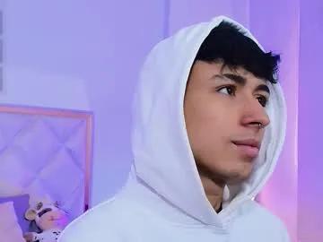 Join 23 years old aziel_tay from Chaturbate aziel_tay from Chaturbate