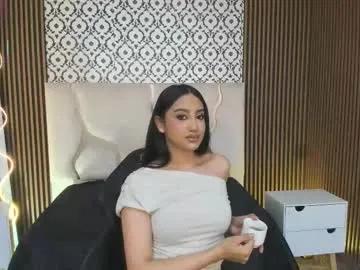 Admire Chaturbate's Beella_tay1 beella_tay1 from Chaturbate