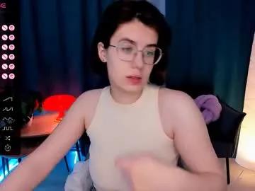 bellacaress from Chaturbate