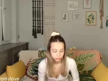 Slutty Daddyonlyloveme wants you to fuck her body now daddyonlyloveme from Chaturbate