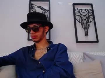 Discover Dylan_scotts, he wants to masturbate for you dylan_scotts from Chaturbate