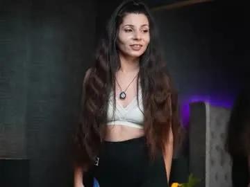 Discover Chaturbate's Giaeasyice giaeasyice from Chaturbate