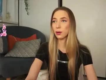 Watch sexy model Heidas_passion heidas_passion from Chaturbate