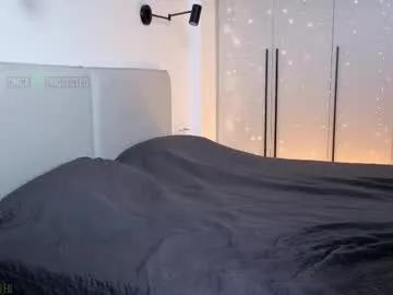 lovelusik from Chaturbate