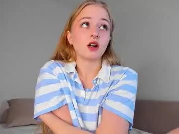 mia_meows from Chaturbate