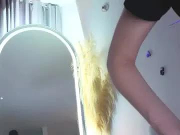 Watch cute camslut Nickywindsor nickywindsor from Chaturbate