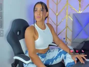 sofialaurentxoxo from Chaturbate