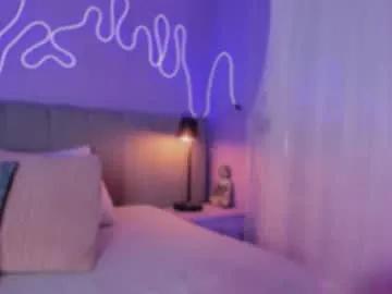 Masturbate to 22 years old sofly_s from Chaturbate sofly_s from Chaturbate