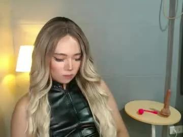 Hot Trexie_fucks15 wants you to fuck her body now trexie_fucks15 from Chaturbate